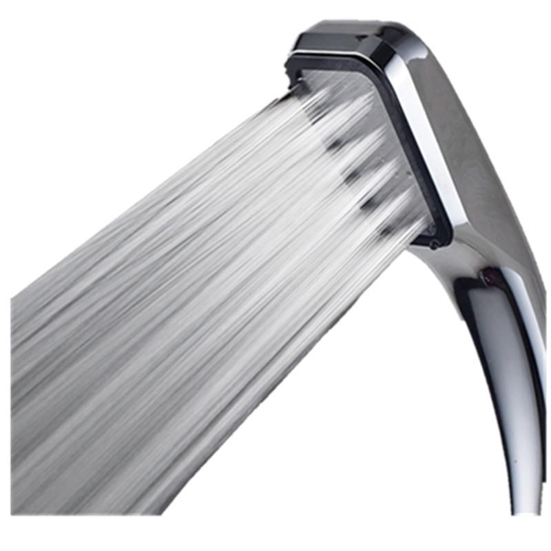 Čtvercová ruční sprchová hlavice s úsporným proudem a 300 otvory