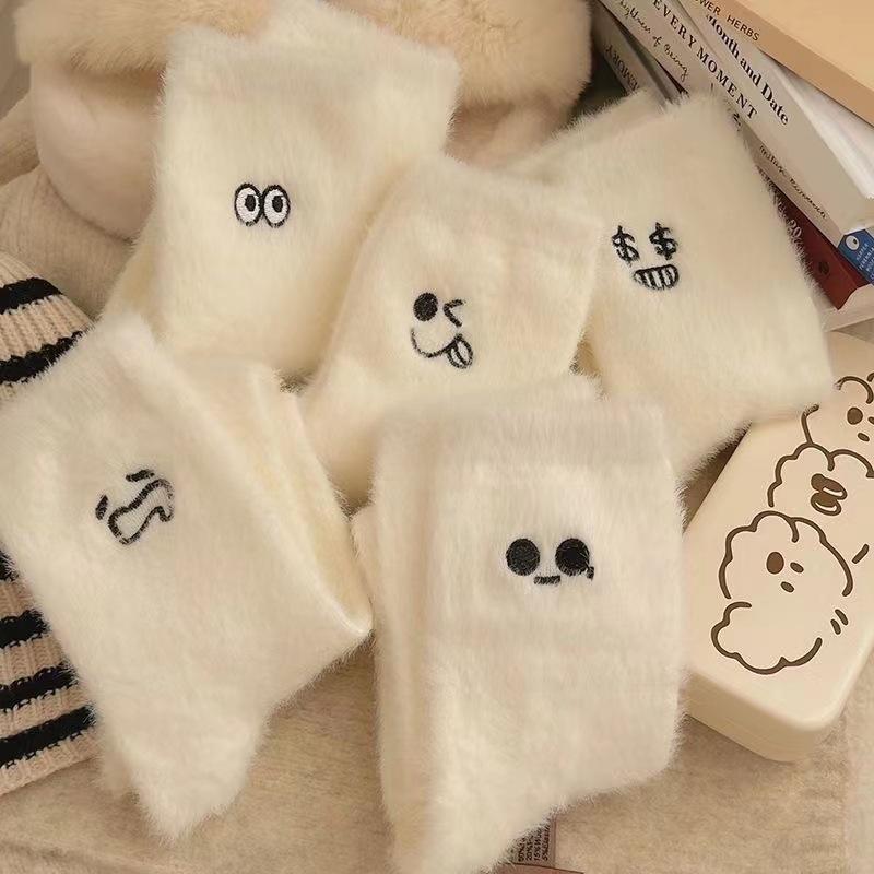 1pcs Funny Expressions Socks for Women Winter Thick White Mid-tube Mink Velvet Socks Sweet and Cute Home Socks Warm Sleeping Socks