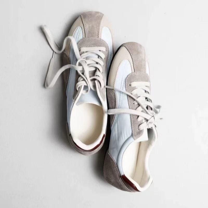 Niche retro round head flat bottom German training shoes women's new versatile summer breathable soft sole casual Forrest Gump shoes