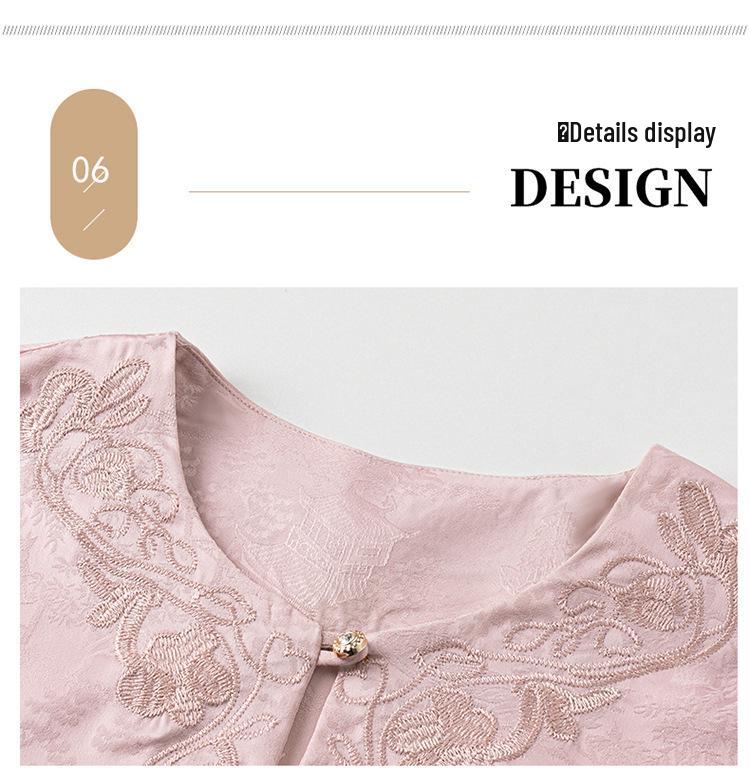 Early Spring Chic: Jacquard Light Luxury Apricot Plus Size Round Neck Three-Quarter Sleeve Women's T-shirt