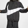 Nike Großer Swoosh Gewebte Statement-Jacke AR3132-010