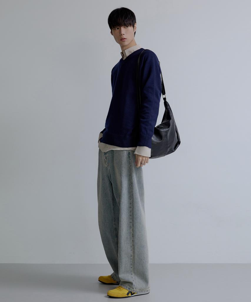 NODU V-Neck Herasi Raglan Crop Knit [Navy]
