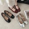Fashion temperament Xiaoxiang square head shallow mouth thick heel single shoes women's 2025 new summer French skirt Mary Jane shoes