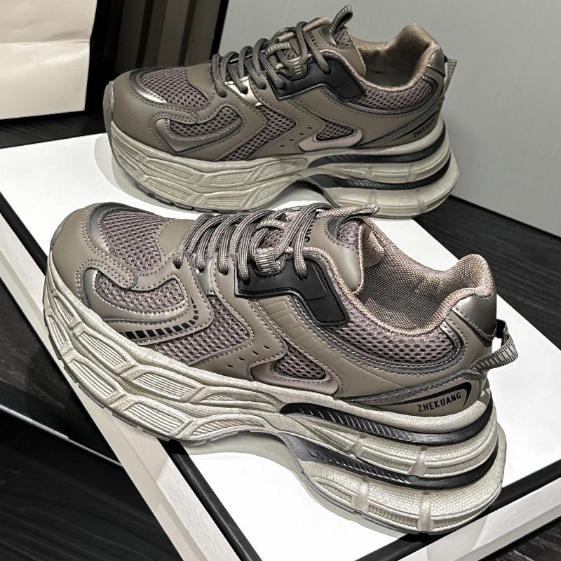 ins new sports student shoes spring and autumn running dad shoes platform height increase casual street shot