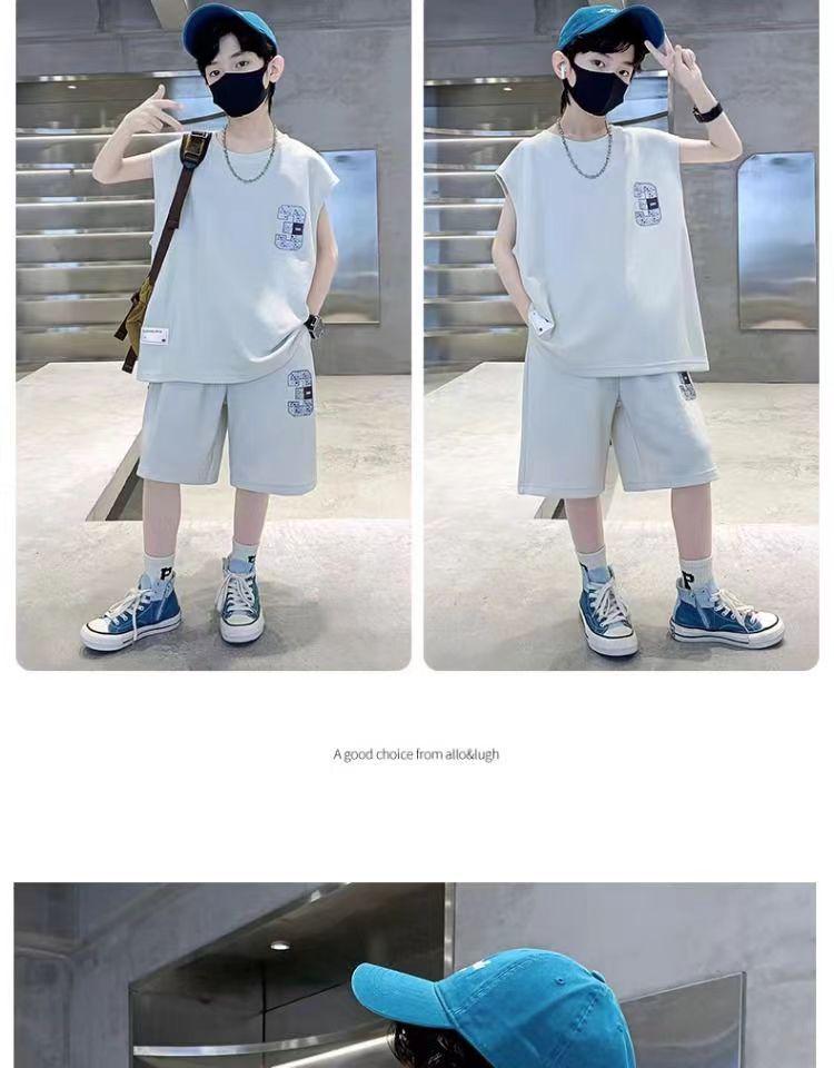 2024 Stylish Boys' Summer Outfit: Trendy Sleeveless Vest and Sportswear Set for Middle and Older Kids