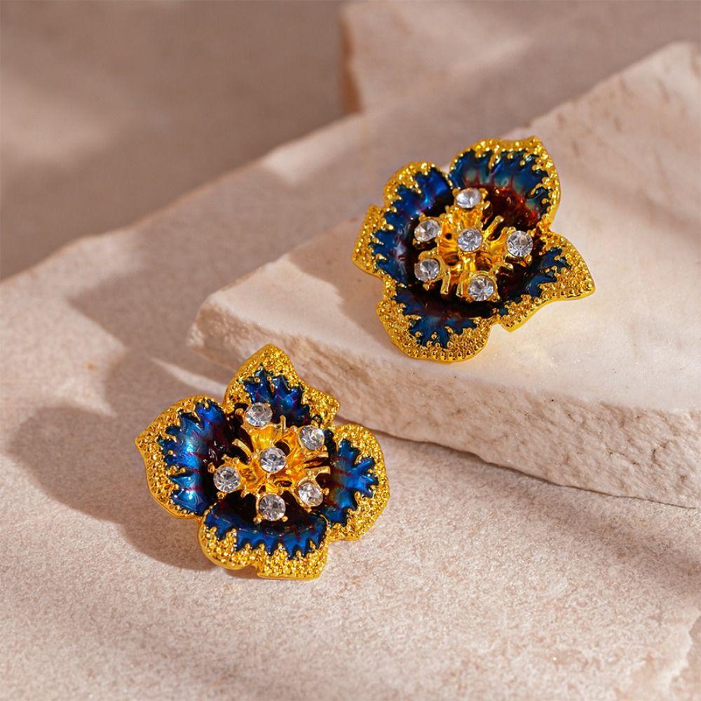 Exquisite Flower Crystal Earrings Vintage French Style Earrings Elegant Oil Dripping Earring  Gift