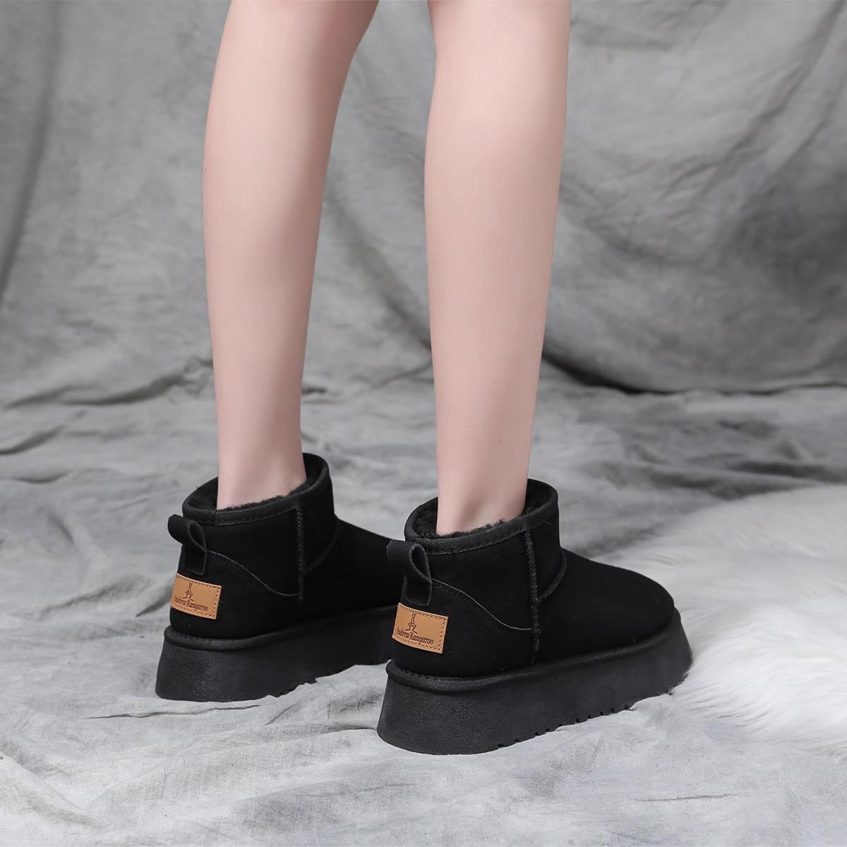 

Snow boots women s 2025 new boots, thickened soles to increase height, snow cotton shoes, winter warm and velvet waterproof bread shoes 36