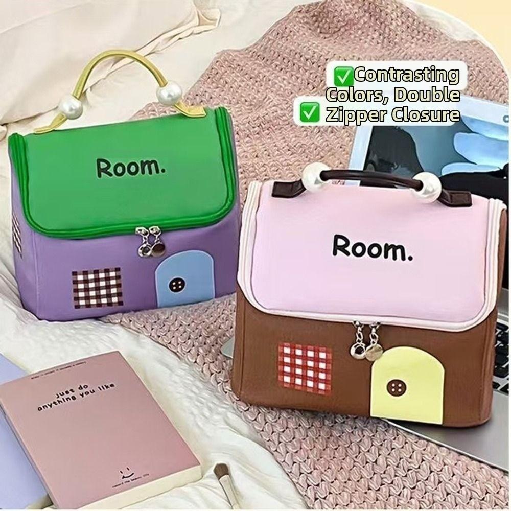 Polyester House Shape Makeup Bag Cute Toiletry Organizer Durable Travel Makeup Handbag  Gift
