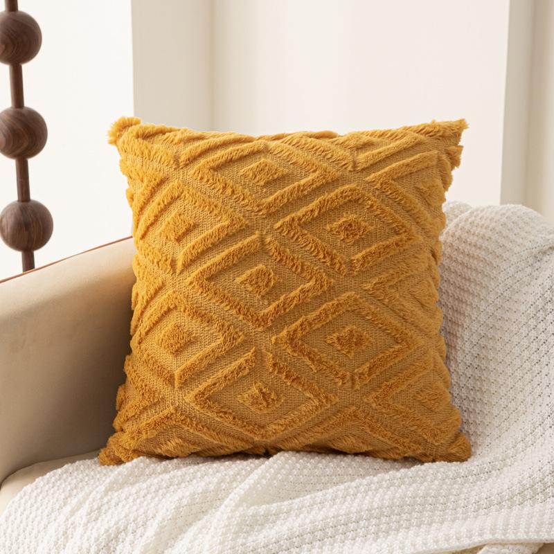 2pcs Modern Plush Faux Fleece Velvet Throw Pillow Covers - Cream & Beige Geometric Pattern, Soft & Luxurious Decorative Cushion Covers for Sofa