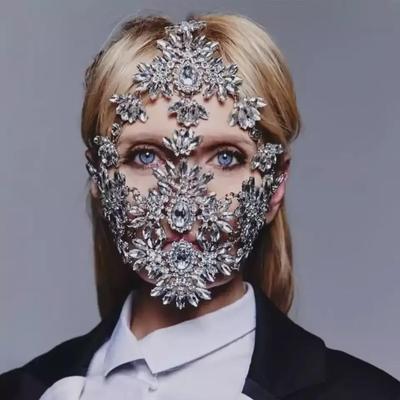 Kreativní diamantová maska ​​z drahokamu - lesklé šperky pro halloweenské večírky
