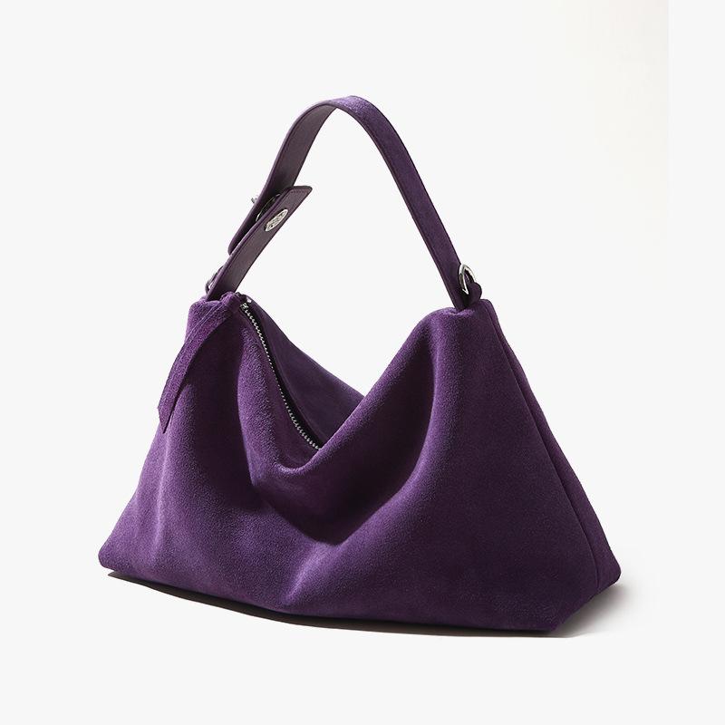 

И новая сумка-подушка через плечо для женщин, японская и корейская нишевая художественная сумка на плечо из высококачественной шелковой матовой коровьей кожи, женская сумка 30x10x19cm фиолетовый