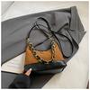 Premium diamond chain underarm bag women's 2025 new versatile retro messenger bag retro commuter dumpling bag