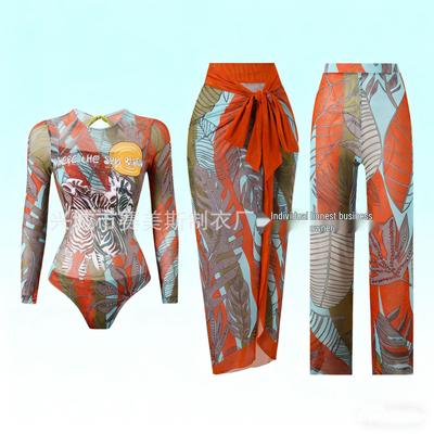 Conjunto de Roupa de Banho Feminina de Três Peças com Proteção Solar e Calça de Renda