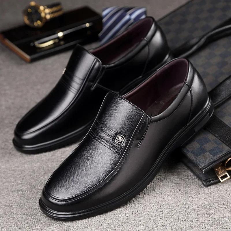 Echtes Leder Handgemachte Schuhe Männer Loafer Slip Auf Business Casual Schuhe Klassische Weiche Leder Hombre Atmungsaktive Männer Schuhe Flache