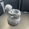 Portapenne Astronauta Stampato in 3D con Base Lunare Carino Organizer da Scrivania a Tema Spaziale per Bambini Portamatite di Grande Capacità Portaspazzole Regalo Unico per