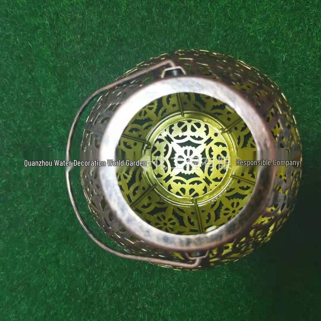 Schmiedeeiserne Solarlampe für Außenhof und Rasendekoration - Handliches Hohlprojektionsdesign