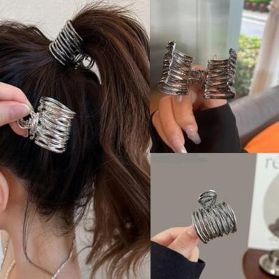 High Ponytail Clip for Women Fashion Metal Hair Claw Girls Clamps Girl Fixed Hairpin Claw Clip Hair Accessories Headwear