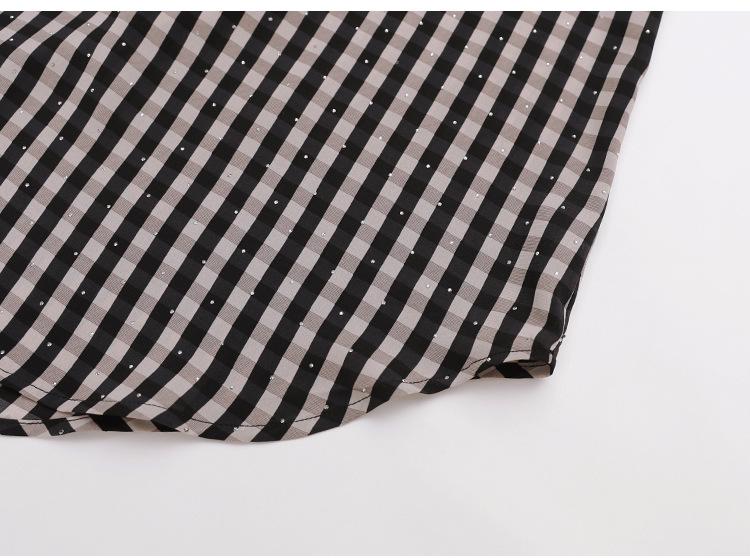 Letnia Damska Koszula w Paski Plus Size - Stylowa dla Krągłych Dziewczyn - z Błyszczącymi Cyrkoniami