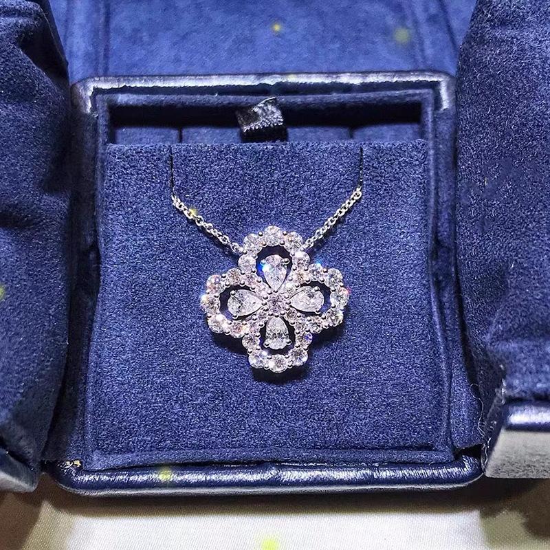 Four-leaf Clover Necklace Female Minimalist Niche Design Sense Lucky Full Diamond Flower Collarbone Chain