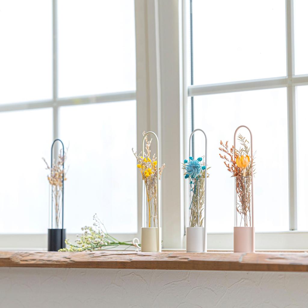 TETSUNAGI Flower Vase (Beige) [Made In Tsubame-Sanjo] Mini Steel and Glass Test Tube Vase, Made In Japan, Ideal for Home Decor, Plant Accessories,