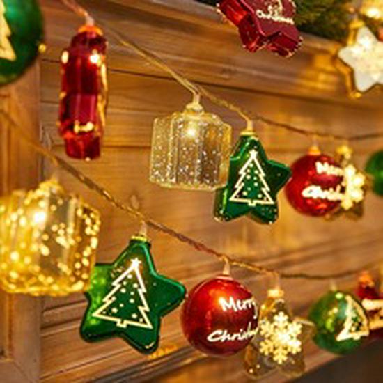 Low-Voltage Dark Green Wire Twinkling Star Fairy Lights - Outdoor Christmas LED String Lights for Courtyard Decoration.