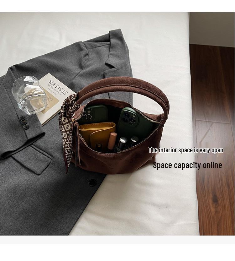 Women's 2025 Trendy High-End Handbag: Versatile Underarm & Shoulder Bag for Commuters
