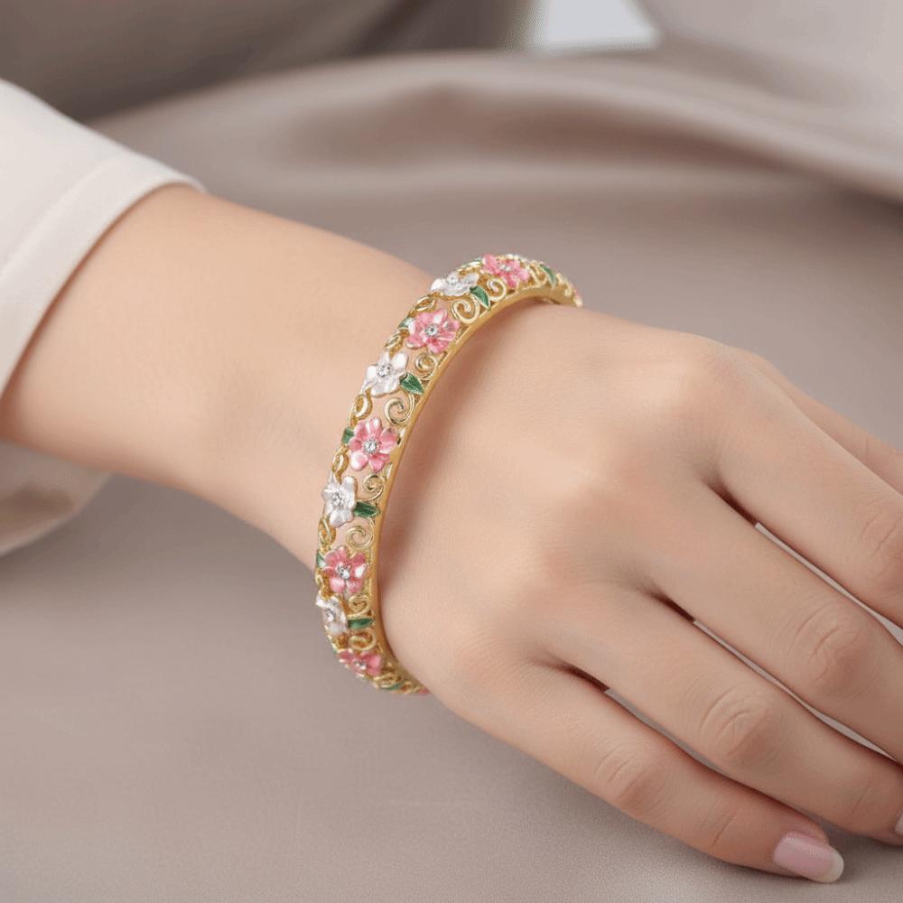Böhmischer Emaille Vintage Cloisonné Armreif Hohl Blumig Blume Kristall Armreif Klassisch Strass Damen Handgelenkarmband Damen