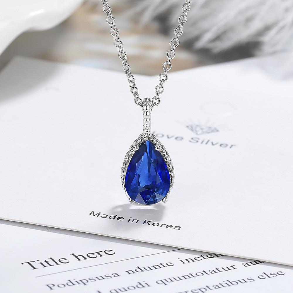 Romantic Holidays Water Drop Zircon Necklace Classic Single Teardrop Collarbone Chain Pear Pendant Necklace Female Gifts for Girlfriends