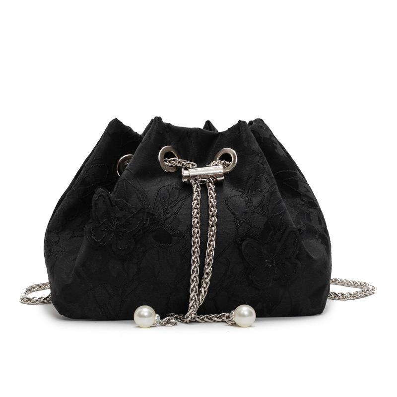 Spring and Summer New Personalized Embroidery Butterfly Pleated Portable Bucket Bag Fashionable Versatile Sweet Foreign Style Chain Messenger Bag