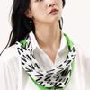 ONSZ Diamond silk scarf with green border