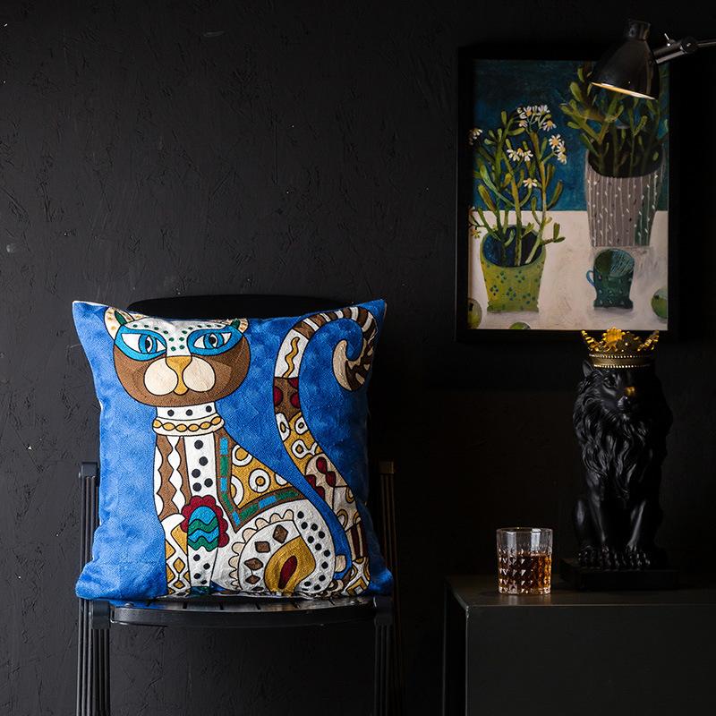 Christmas Picasso European and American Style Abstract Cushion Cover Living Room Sofa Embroidered Cushion Bedside Pillow Cover