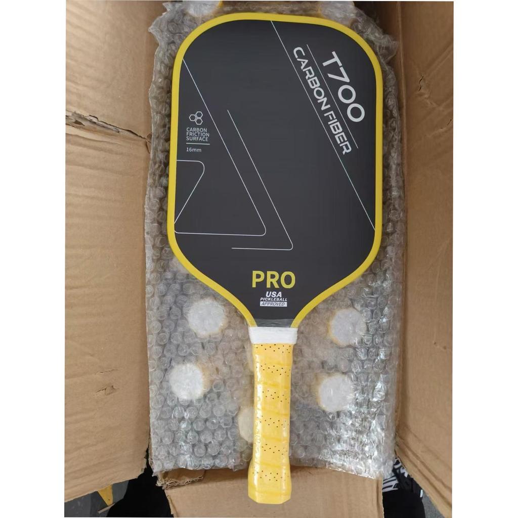 Graphite Pickleball Paddle with Textured Surface for Enhanced Spin