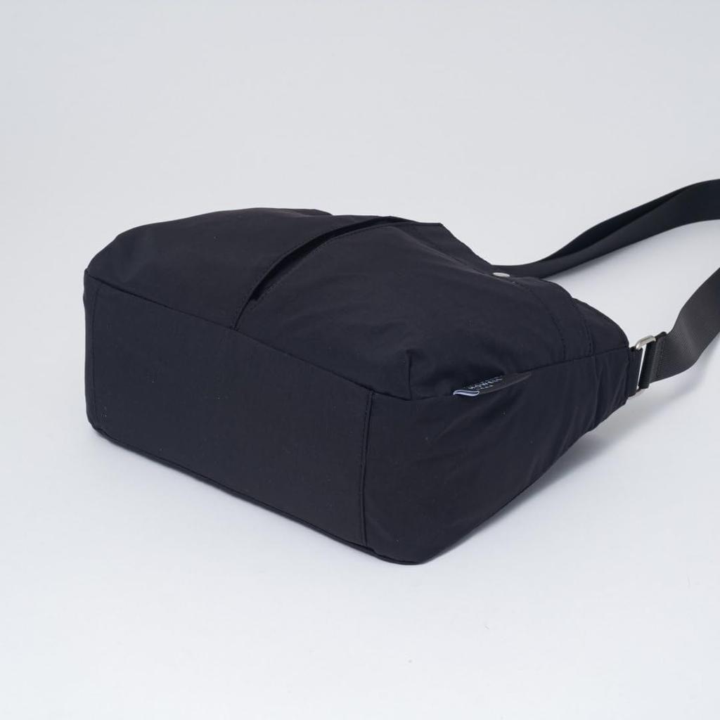 Howell Shoulder Bag Nylon Double Pocket Design Lightweight MHLH5FS1 Black [Margaret Idea] [Koopman] Women's