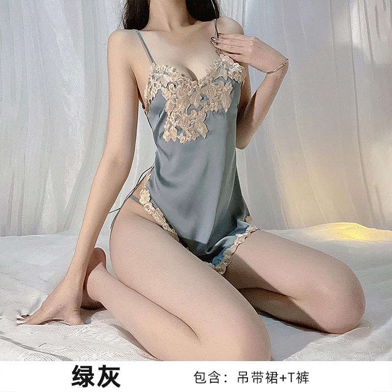 Backless lingerie large size exposed breasts gather to seduce sexy suspenders pajama set