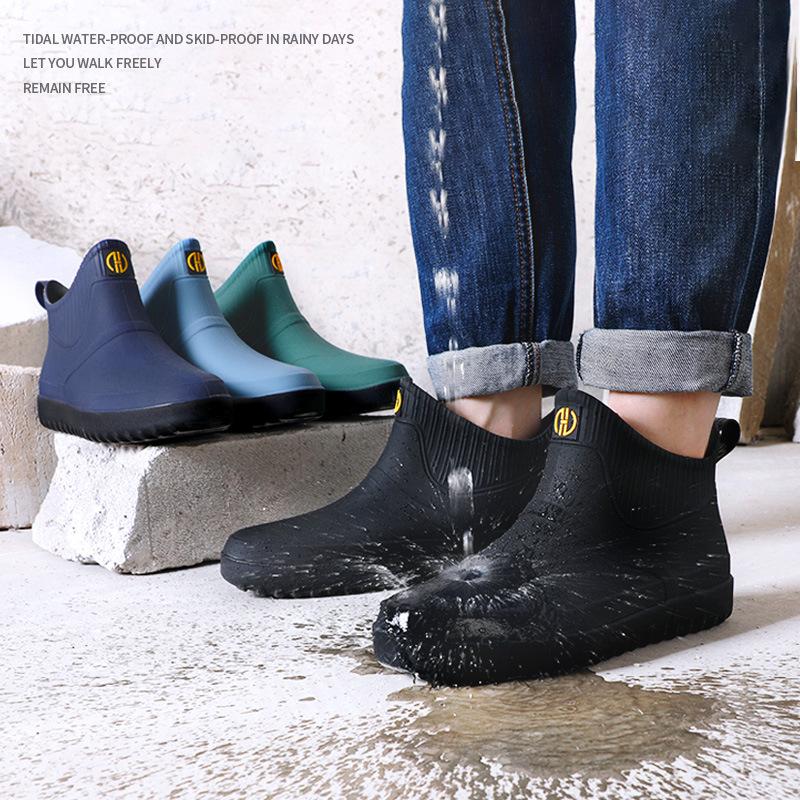 Fashion Rubber Men's Rain Shoes Slip On Waterproof Ankle Boots PVC Rain Boots Work Flat Shoes 2024 Fashion Men's Casual Boots