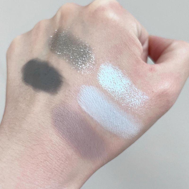 Gothic Style Black and Red Five-color Eyeshadow Palette Pearl Burst Flash Cool Dark System Cos Smoky Gray and Blue Eyeshadow Palette