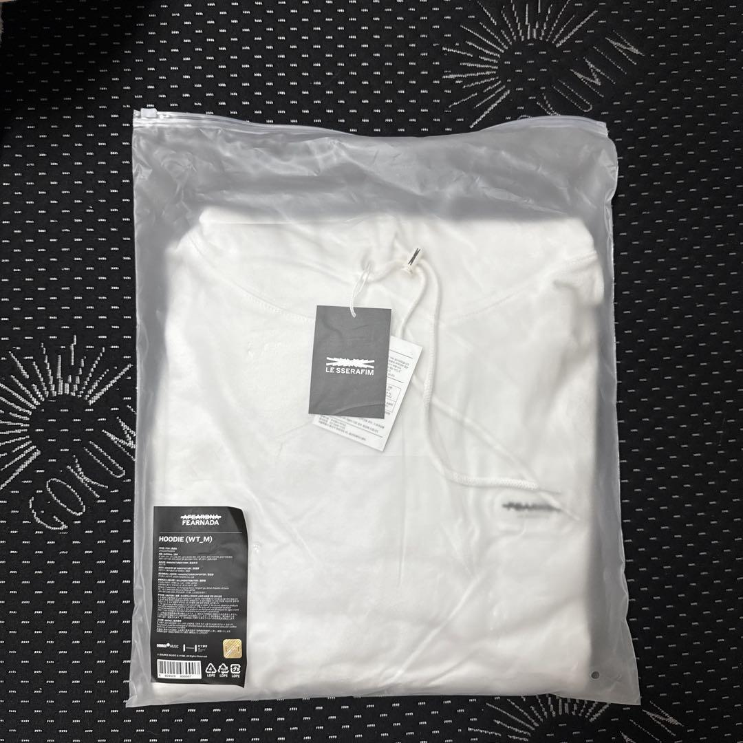 

[USED] LE SSERAFIM FEARNADA HOODIE (WT_M) Hoodie