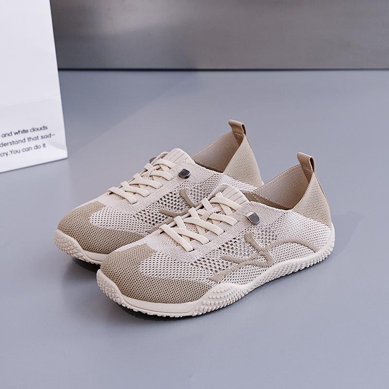 2025 Spring and Summer New Products Retro Mother Shoes Fashionable Flat Bottom Light Breathable Versatile Non-slip Sports Women's Shoes K1516
