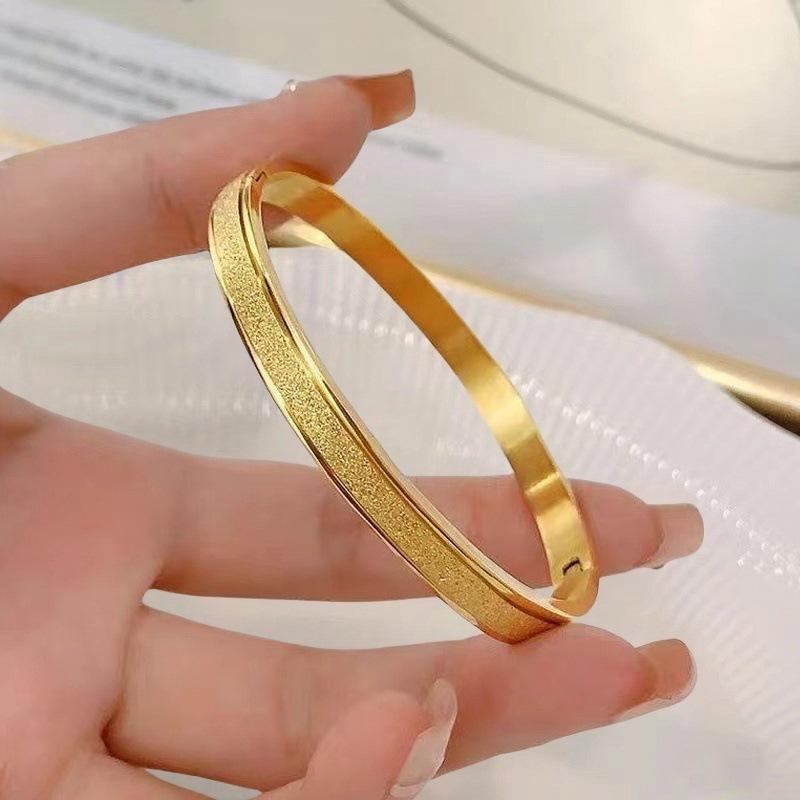 Bracelet Girls Niche Titanium Steel Jewelry Premium Sense Ins Wind Nail Opening Jewelry