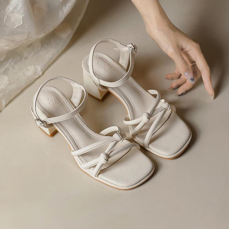 

Модный дизайнерский ремешок с узлом, босоножки на высоком каблуке, женские, серебристая кожа, узкий ремешок, гладиаторские сандалии, толстый каблук, сандалии на каблуке 2025 37 абрикосовый