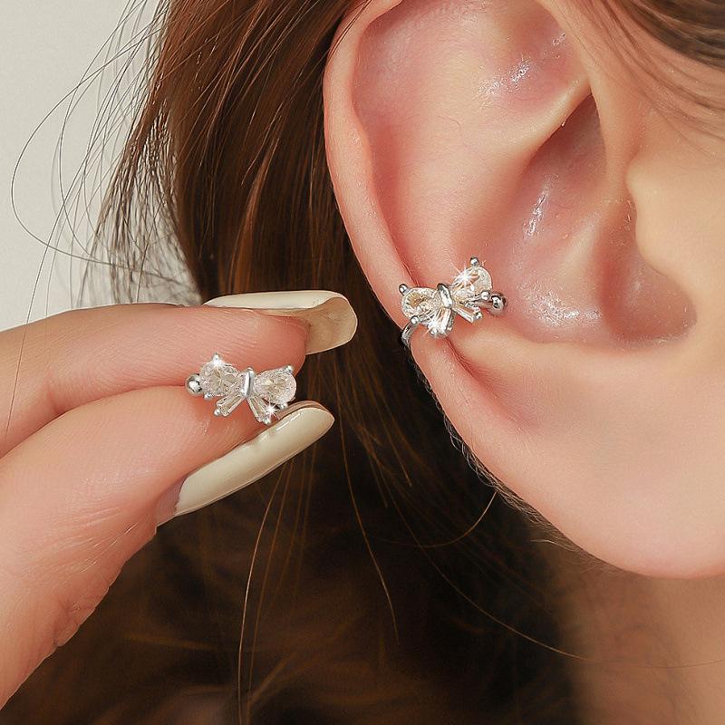 Kupfer Zirkonia Schleifen Ohrstecker: Modischer Ohrschmuck im koreanischen Stil