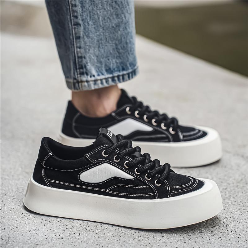 2024 New Board Shoes Thick Sole Comfortable Sports Trend Fashion Shoes Small and Low Top Versatile Umbrella Cloth Shoes