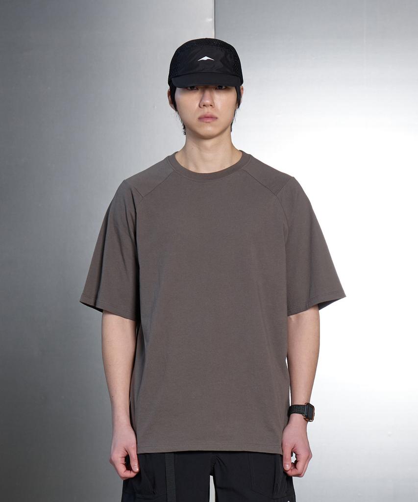 Goyoweeo Segment Cotton 1/2 T-Shirt (Khaki)