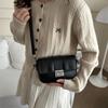Retro und schöne Umhängetasche Damentasche 2025 neue Temperament-Damen-Umhängetasche Nische schlichte kleine quadratische Tasche