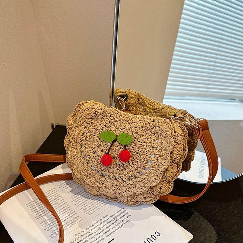 Yogodlns Vintage Woven Straw Handbag New Vacation Style Round Summer Beach Bag Fashion Crossbody Bag Ladies Messenger Bags