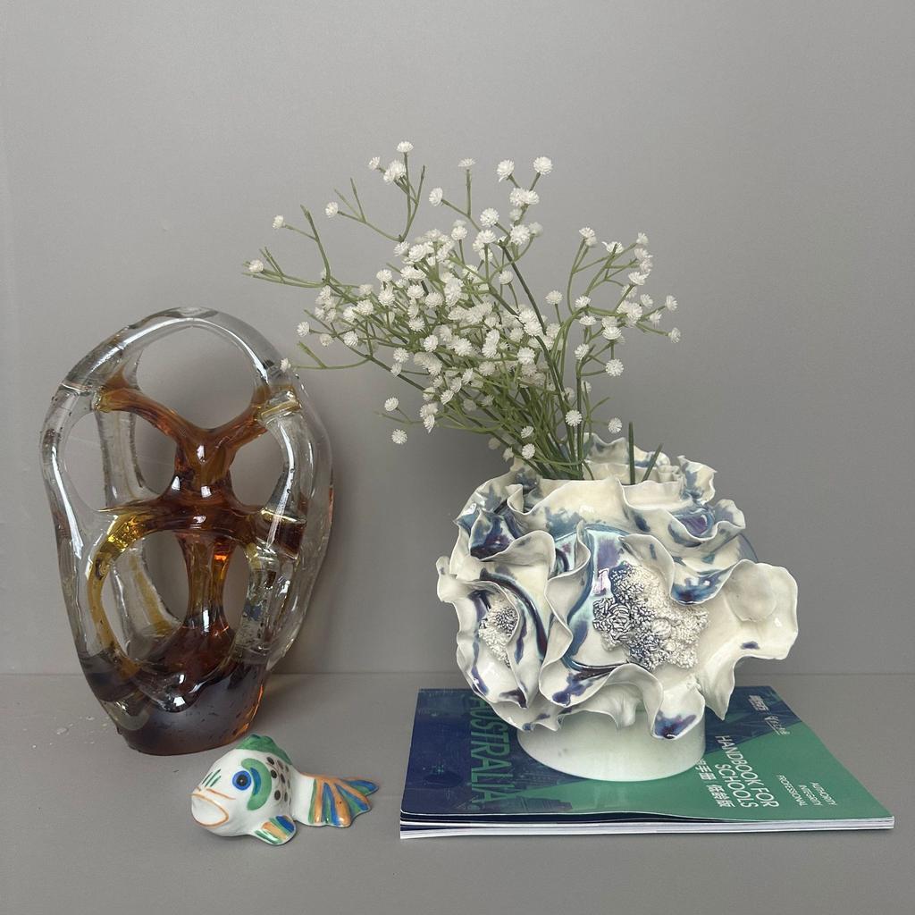 Ceramic Vase Handmade Porcelain Crafts Fold Pattern Irregularity Flower Vase Floral Arrangement Accessories Home Decoration