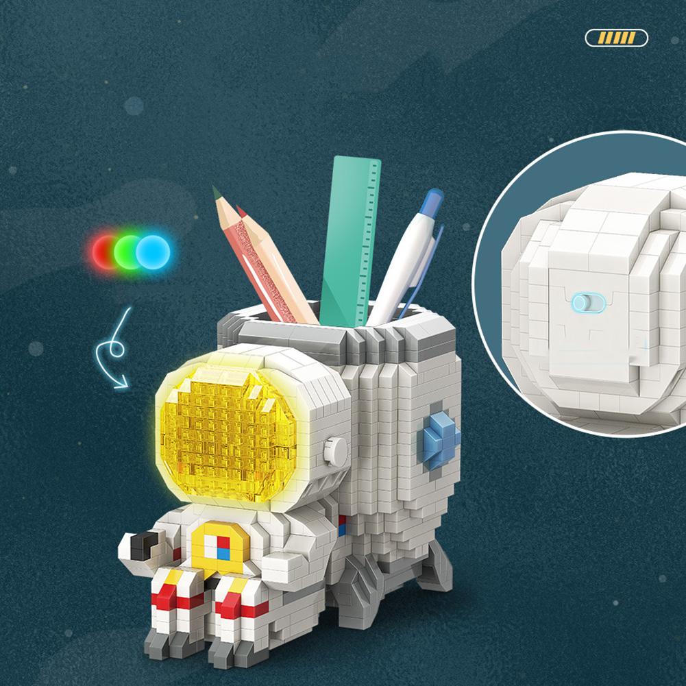 Cartoon Astronaut Building Blocks Pen Container Holder Micro Diamond Small Particles Assembled Building Blocks For Gifts
