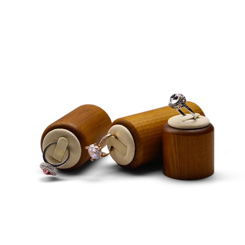Premium Quality Ring Stand Solid Wood Jewelry Display Cylindrical Ring Holder 3Pcs Set Diamond Jewelry Props
