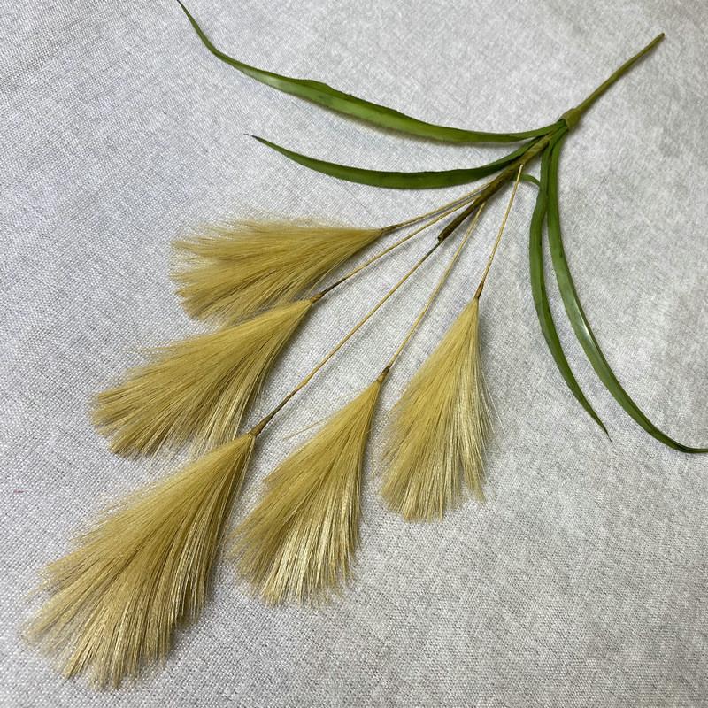 Reed Faux Feather Grass Stems For Outdoor Events And Photo Decoration Props