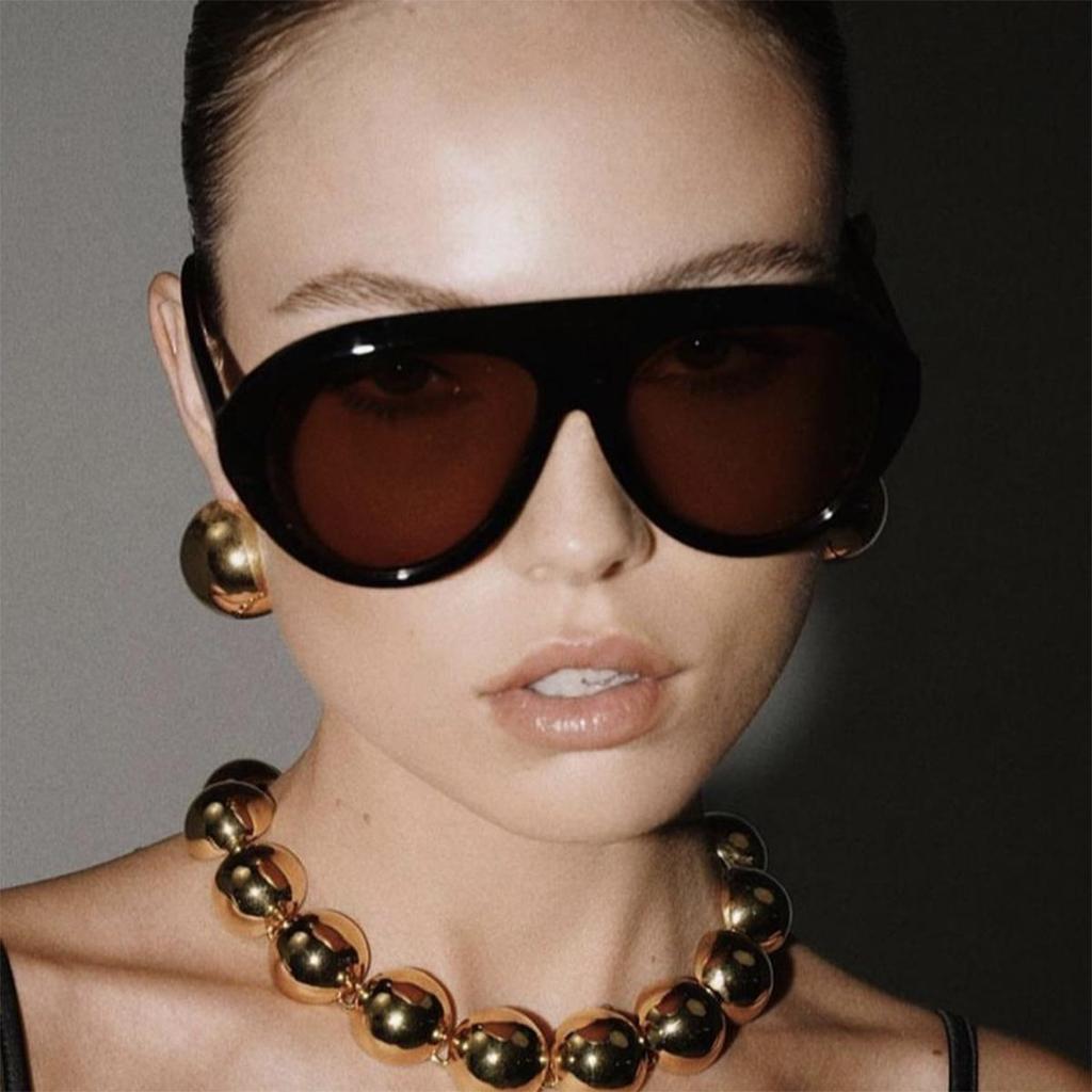 Women's 2024 High-End Frog-Shaped Beach Sunglasses - Fashionable, Simple, Influencer Style